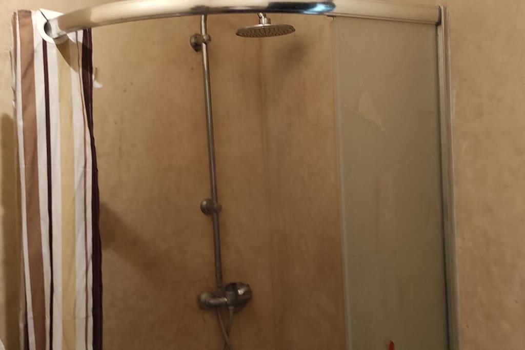 Charmant Appartement Dans Un Quartier Chic Et Calme Marrakesh Bagian luar foto